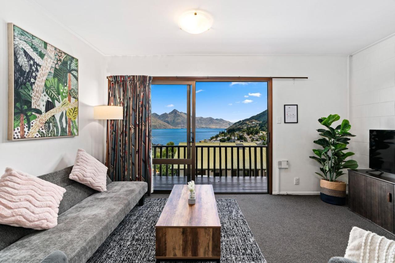 Town Centre Location With Stunning View - Unit 8 Lägenhet Queenstown Exteriör bild