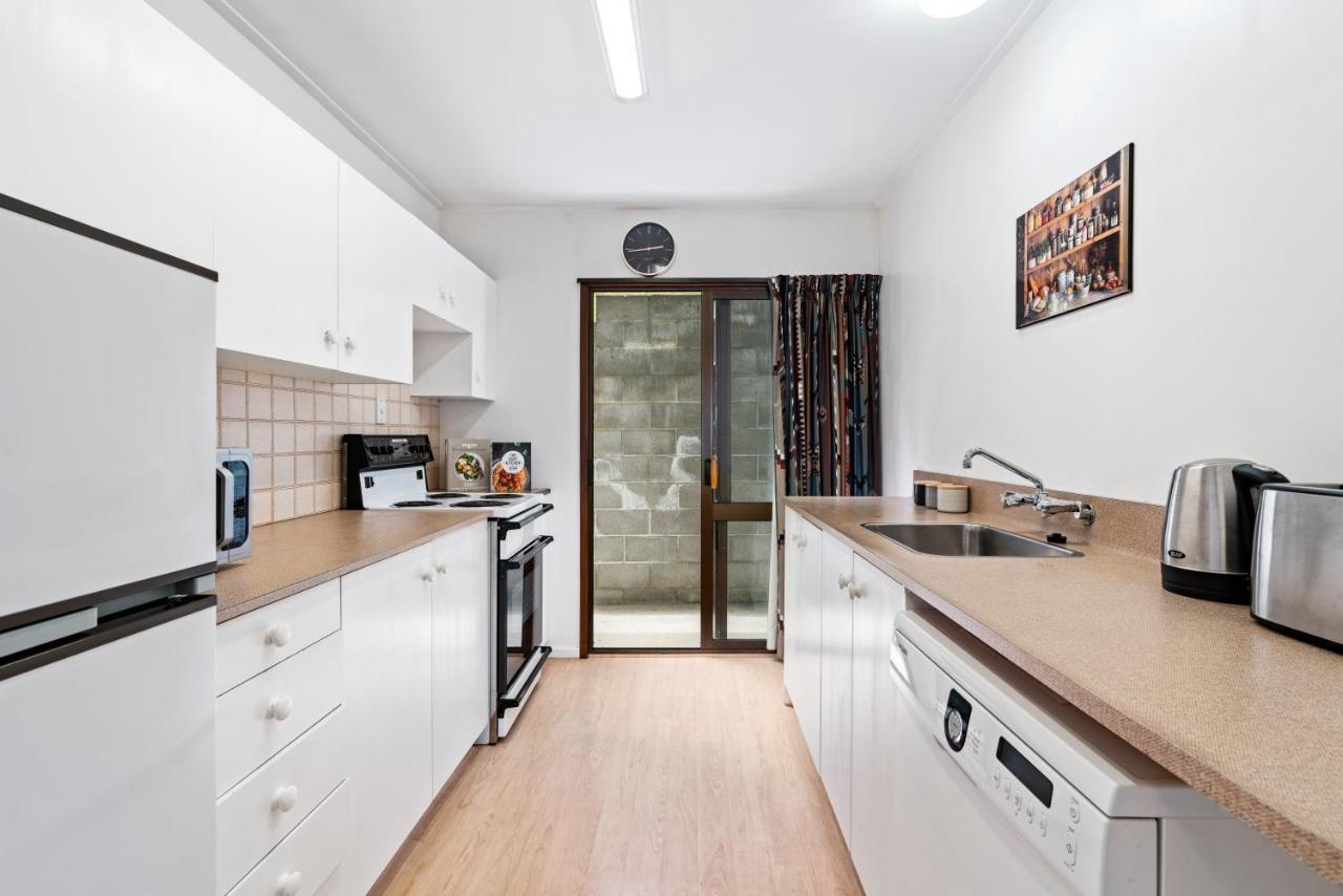 Town Centre Location With Stunning View - Unit 8 Lägenhet Queenstown Exteriör bild