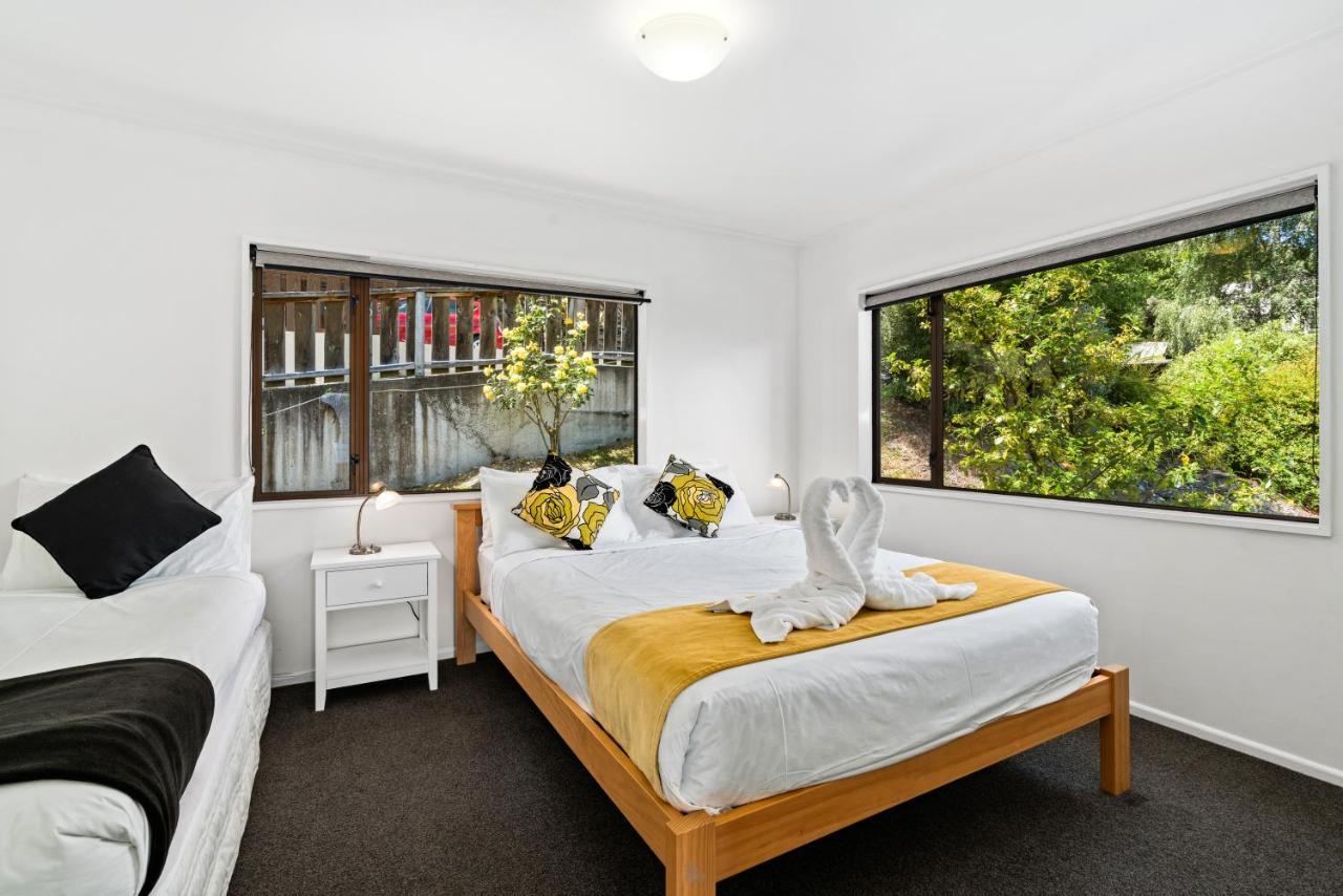 Town Centre Location With Stunning View - Unit 8 Lägenhet Queenstown Exteriör bild